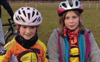 Caitlin & Astrid Report on the Central CX10 Hitchin Nomads Race